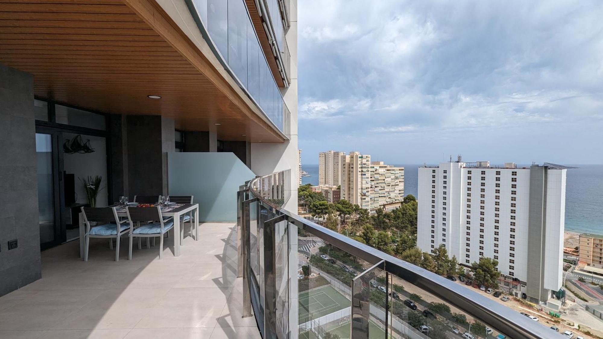 Sunset Waves Sea View Apartments Бенидорм Экстерьер фото